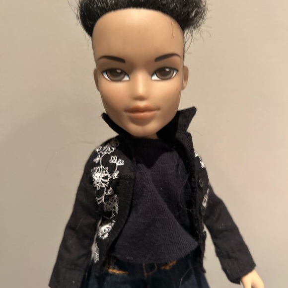 Bratz Boyz Eitan 
2003 MGA - Picture 2 of 3